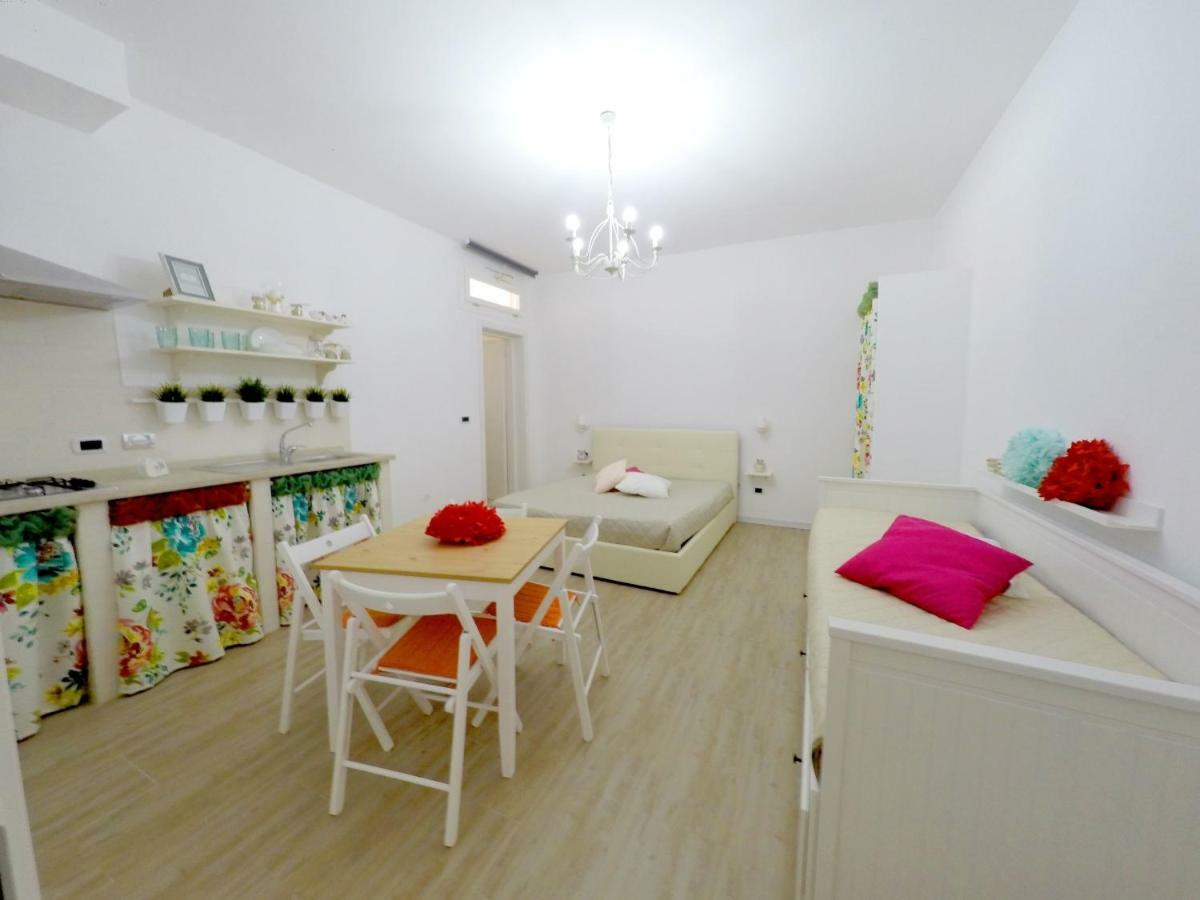 Casa Vacanze Coralloholiday Hotel Torre Lapillo Ngoại thất bức ảnh