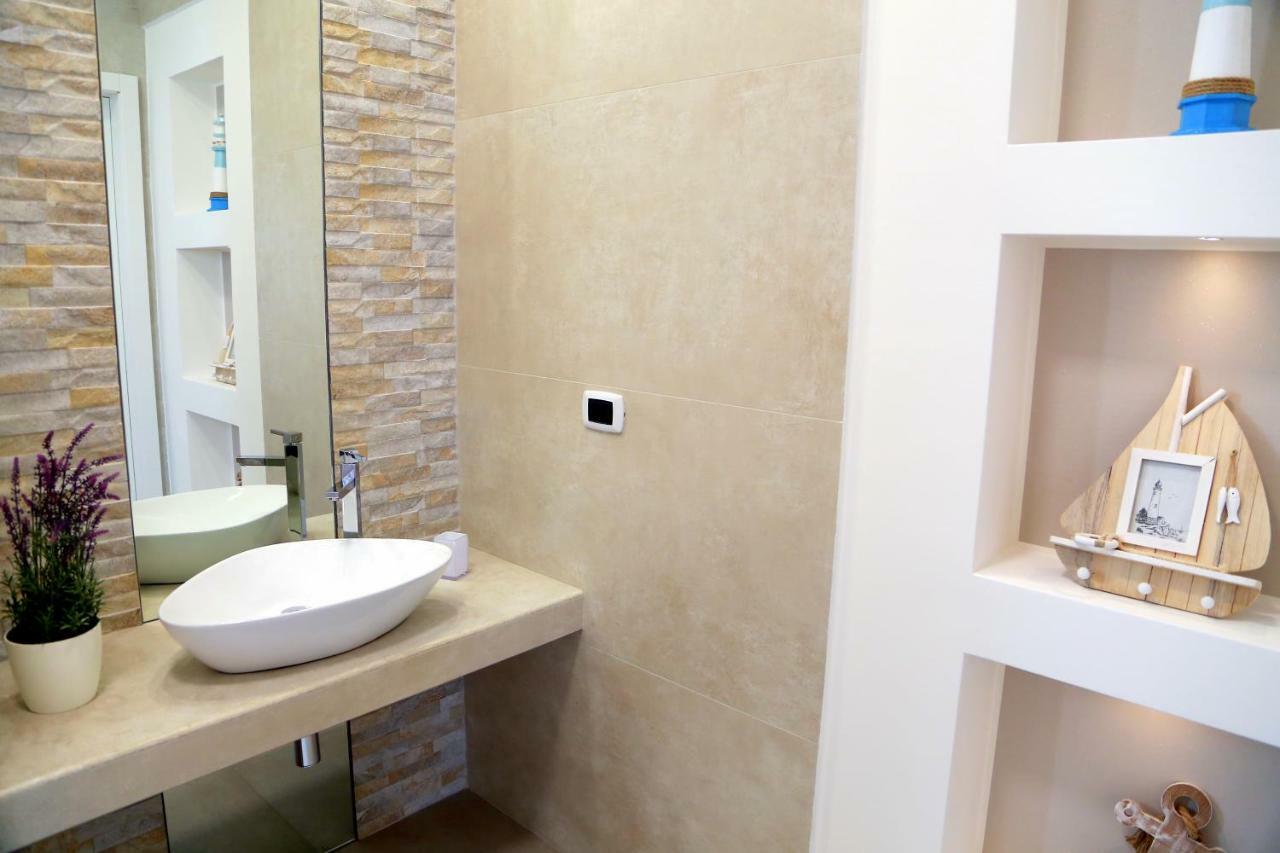 Casa Vacanze Coralloholiday Hotel Torre Lapillo Ngoại thất bức ảnh